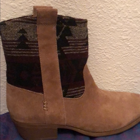 New Western style ankle boots - Picture 3 of 7